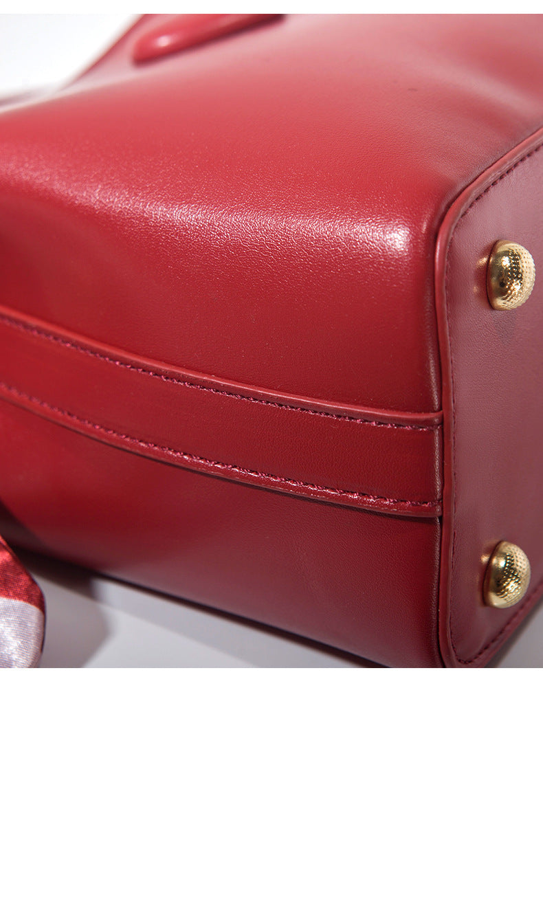 99.9USD--Charming, Fashionable and Soft Shoulder Bag