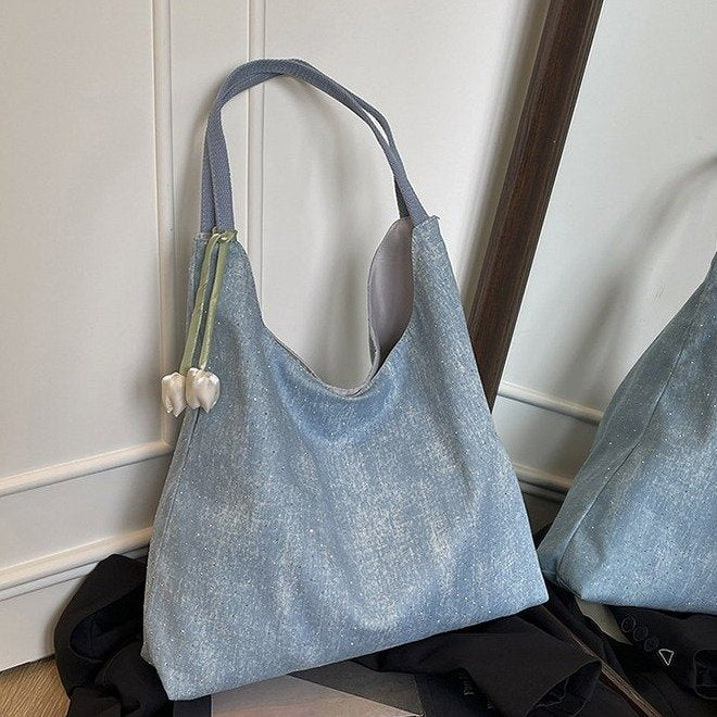 104.9--Charming, Fashionable and Soft Shoulder Bag