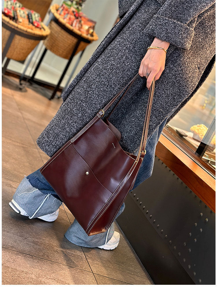 129.9 USD--Charming, Fashionable and Soft Shoulder Bag